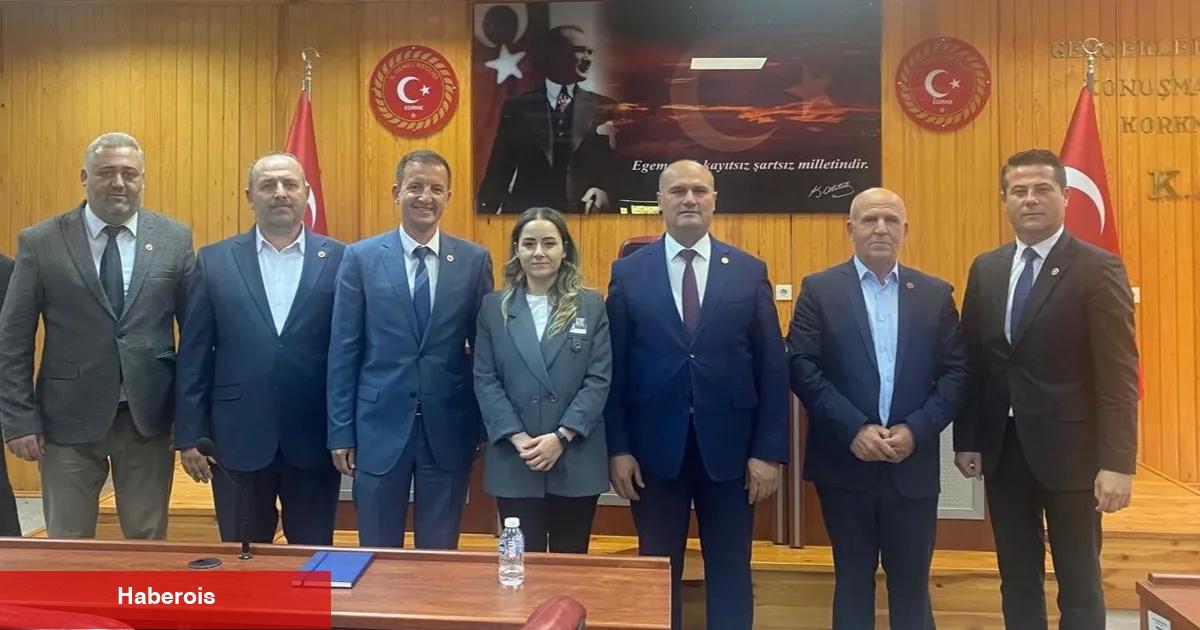 Edirne'de AK Parti Vilayet Genel Meclisi Üyeleri'nden CHP'lilere 'yol' açıklaması