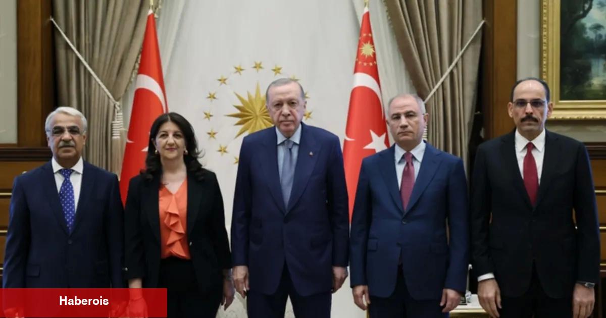 Erdoğan, DEM Parti Heyetini Külliye’de kabul etti