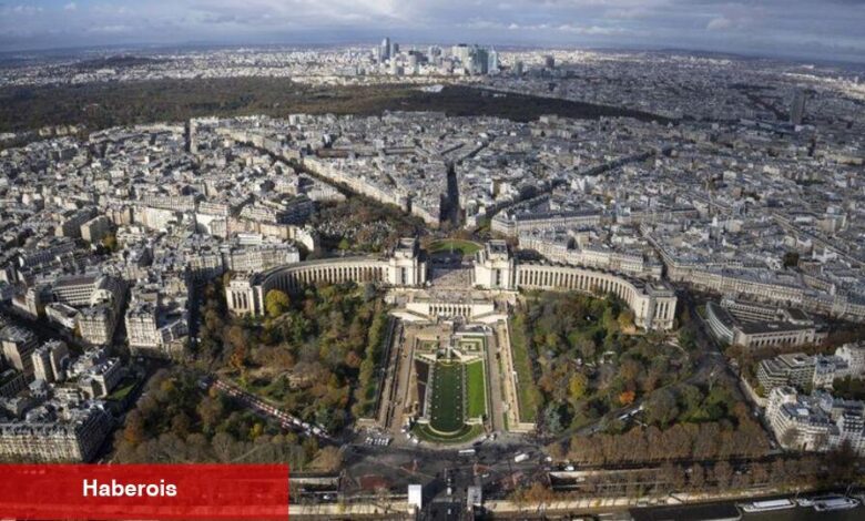 Euro Bölgesi'nde bileşik PMI 10 ayın tepesinde