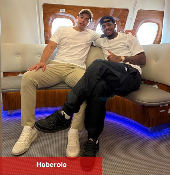 Fenerbahçe, Jhon Duran'ı İstanbul'a getirdi!
