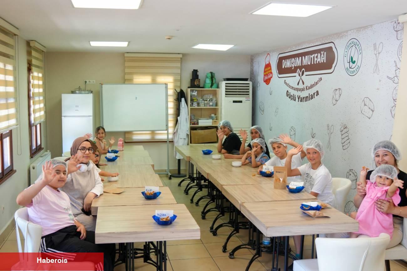 Gaziosmanpaşa Belediyesi’nden yaz tatili sürprizi: Minikler mutfağın inceliklerini keşfediyor!
