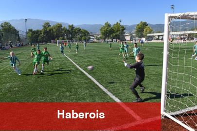 Geleceğin futbolcuları Osmangazi’de alana çıktı