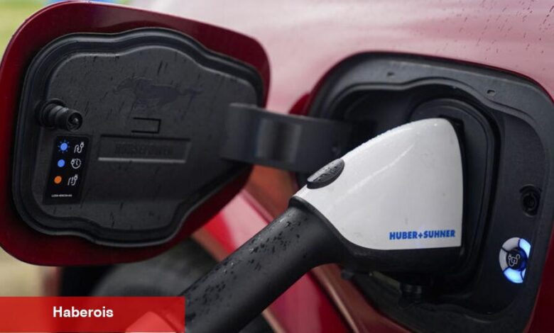 Global ölçekte elektrikli araç satışları yılın birinci yarısında 9,1 milyona ulaştı - Haberois Global ölçekte elektrikli araç satışları yılın birinci yarısında 9,1 milyona ulaştı