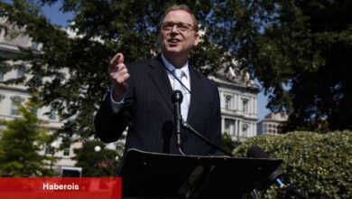 Hassett: Mutabakata varılmazsa tarifeler hayata geçecek