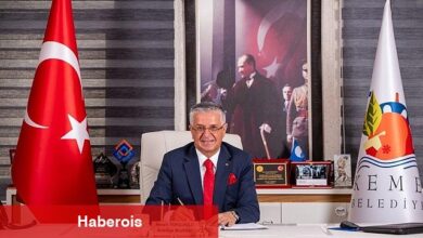 Hürmet Öztürk Lider Topaloğlu'nu köşesine taşıdı - Haberois Hürmet Öztürk Lider Topaloğlu'nu köşesine taşıdı