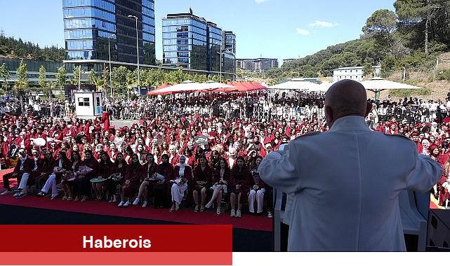 İstinye Üniversitesi, mezuniyet coşkusunu yaşadı