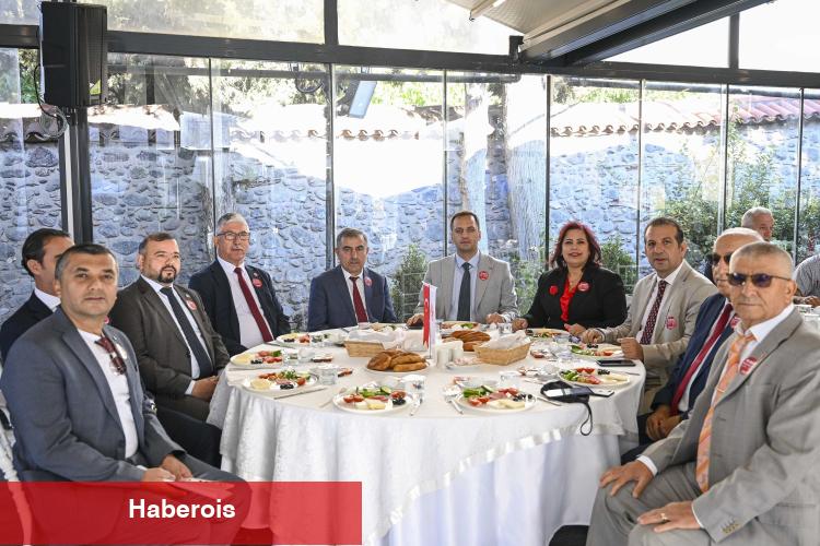 İzmir Bornova Muhtarlar Akademisi başlıyor! - Haberois İzmir Bornova Muhtarlar Akademisi başlıyor!