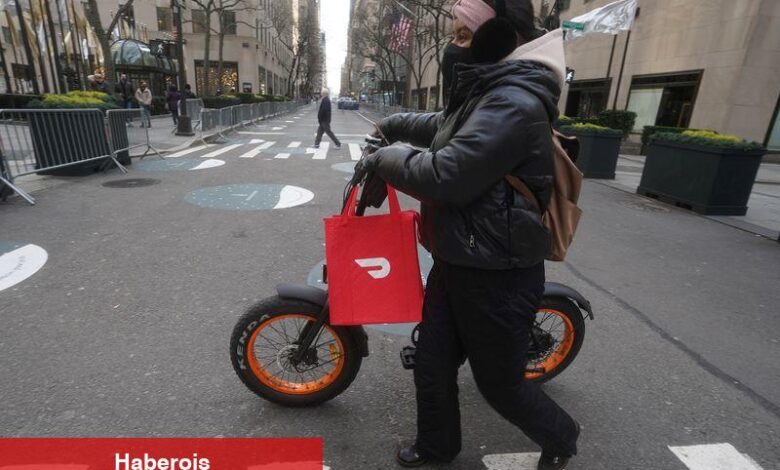 Jefferies, güçlü performansın fiyatlara yansıdığını belirterek DoorDash’ı düşürdü - Haberois Jefferies, güçlü performansın fiyatlara yansıdığını belirterek DoorDash’ı düşürdü