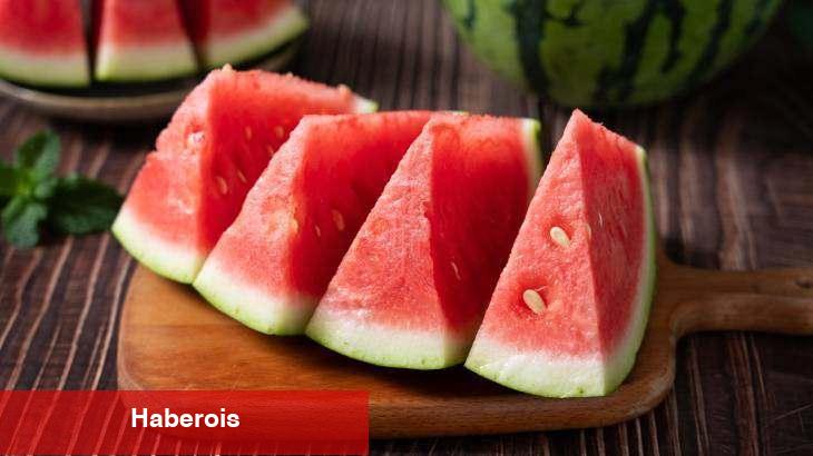 Karpuz yerken dikkat: Zehirlenmelere neden olan 2 ölümcül hata!