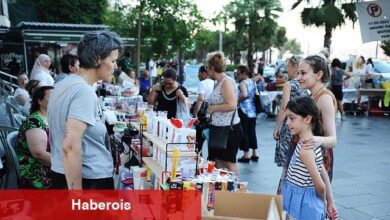 Karşıyaka Çarşısı bayan emeğiyle renkleniyor - Haberois Karşıyaka Çarşısı bayan emeğiyle renkleniyor