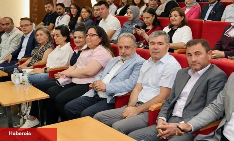 Kayseri Talas'tan mahallî idarelere bütçe rehberi eğitimi