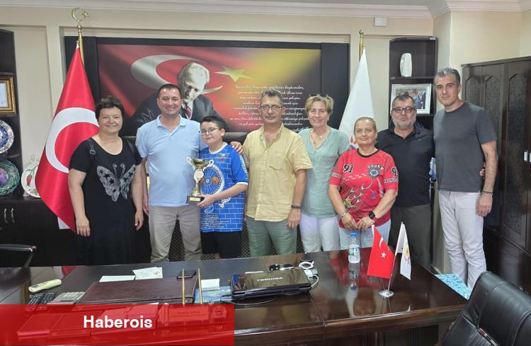 Keşan DOÇEK Voleybol Grubu şampiyonluk çeşidinde - Haberois Keşan DOÇEK Voleybol Grubu şampiyonluk çeşidinde