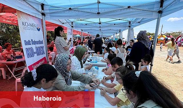 Kıyıda şenlik, denizde yarış - Haberois Kıyıda şenlik, denizde yarış
