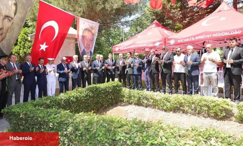 Kocaeli Bağçeşme’de protokol tam takım şehitleri andı
