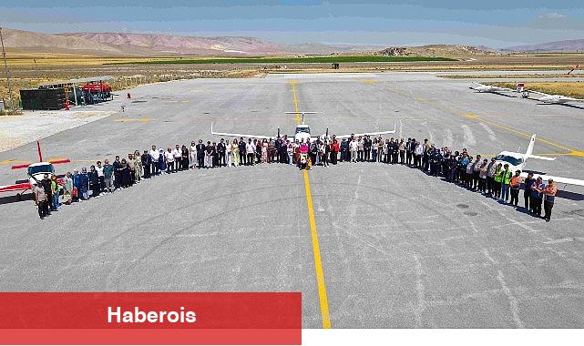"KTO Karatay Üniversitesi Havacılık Eğitim Yerleşkesinde 'Gurur Günü: Kaptanlık Yoluna Birinci Adım Töreni' Gerçekleşti"