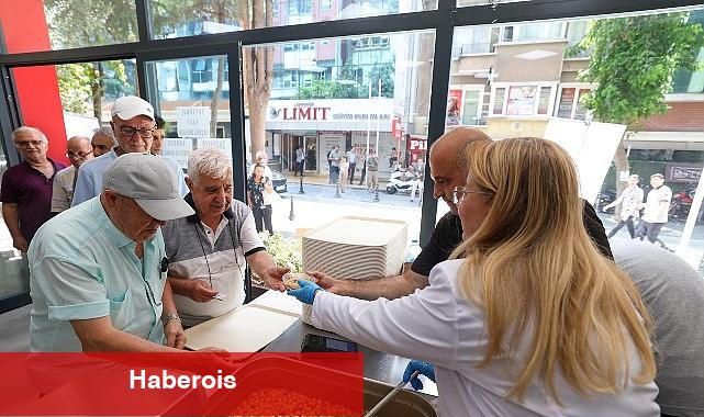 Lider Ovalıoğlu Dev Kazanda Aşure Kaynattı