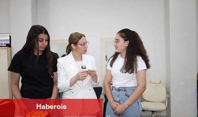 Lider Vekili Abiş'ten KO-MEK yaz kurslarına ziyaret