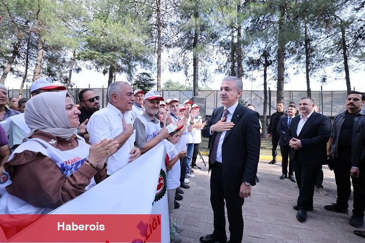 Mardin'de Büyükşehir Belediye emekçilerine artırım muştusu