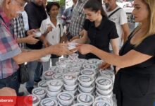 Mersin’de 20 bin bireye aşure ikramı