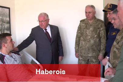 Metan gazından zehirlenen askerler GATA’da ziyaret edildi