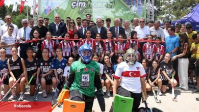 Muğla Yatağan’a çim hokeyi alanı açıldı