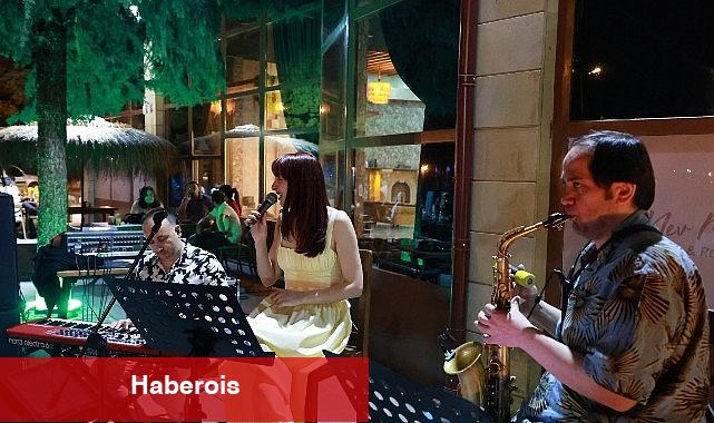 NevMekan Cafe'de Caz Rüzgarı Esti