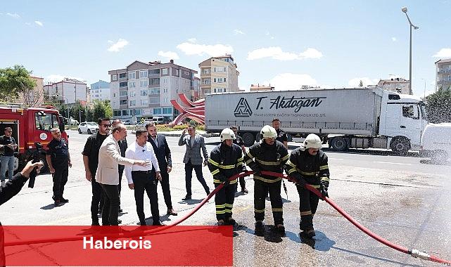 Nevşehir Belediyesi, Türkiye'nin Birinci Elektrikli Araç Yangınına Özel Söndürme Sistemi Geliştirdi - Haberois Nevşehir Belediyesi, Türkiye'nin Birinci Elektrikli Araç Yangınına Özel Söndürme Sistemi Geliştirdi