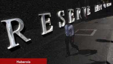 RBA enflasyon ve ticaret tasaları nedeniyle faiz oranlarını beklenmedik biçimde sabit tuttu
