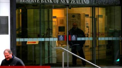 RBNZ faiz oranlarını beklendiği üzere sabit tuttu, gelecekte indirime işaret etti