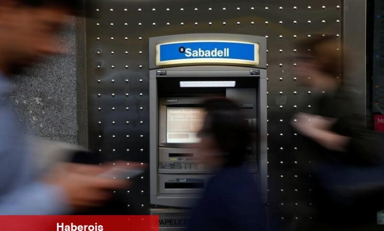 Sabadell, TSB’yi Santander’e 2,9 milyar sterline satmayı kabul ettikten sonra %4 yükseldi - Haberois Sabadell, TSB’yi Santander’e 2,9 milyar sterline satmayı kabul ettikten sonra %4 yükseldi