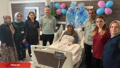 Şanlıurfa'da 53 yaşındaki bayan ikiz bebek dünyaya getirdi