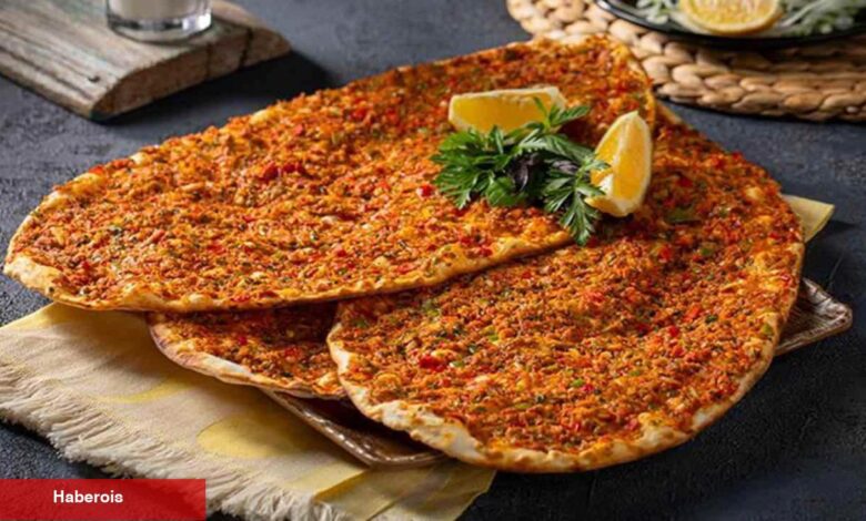 Şanlıurfalılar çok sinirlendi! Balıklı lahmacun krize neden oldu - Haberois Şanlıurfalılar çok sinirlendi! Balıklı lahmacun krize neden oldu