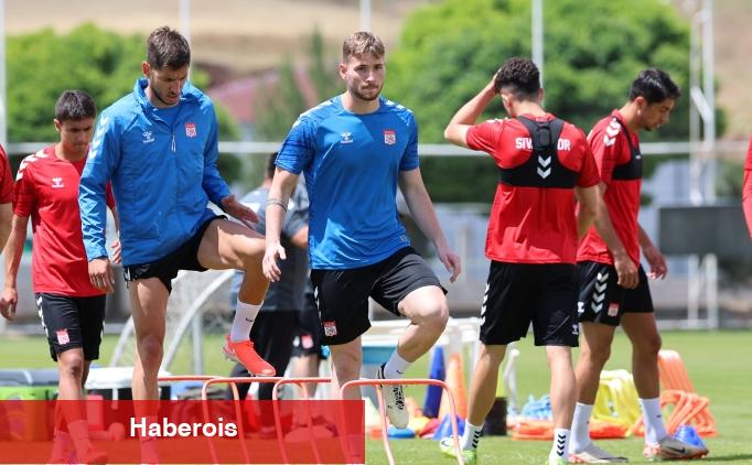 Sivasspor yeni dönem hazırlıklarına devam etti