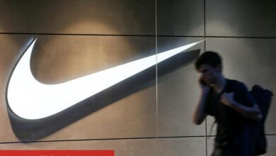 Trump Vietnam ile ticaret anlaşması açıkladıktan sonra Nike hisseleri yükseldi - Haberois Trump Vietnam ile ticaret anlaşması açıkladıktan sonra Nike hisseleri yükseldi