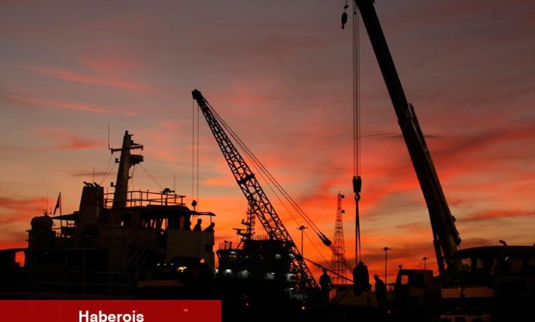 UBS, proje gecikmeleri ve kapanışlar nedeniyle petrol rafineri marj varsayımlarını yükseltti - Haberois UBS, proje gecikmeleri ve kapanışlar nedeniyle petrol rafineri marj varsayımlarını yükseltti