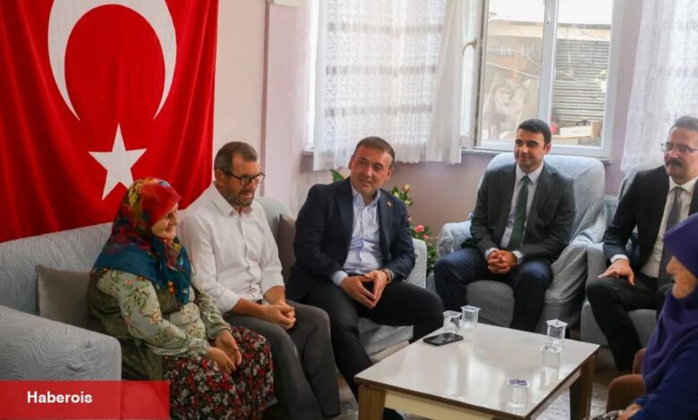 Vali Sözer'den Şehit Osman Er’in ailesine ziyaret - Haberois Vali Sözer'den Şehit Osman Er’in ailesine ziyaret