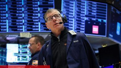 Wall Street vadeli süreçleri düz seyretti, S&P 500 ve Nasdaq rekor düzeylere ulaştı