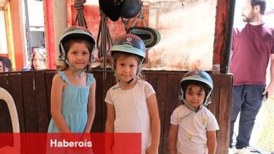 Yaz tatiline at üstünde 'merhaba' dediler - Haberois Yaz tatiline at üstünde 'merhaba' dediler