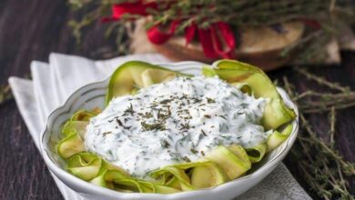 Yazın Ferahlatıcı Ve Nefis Lezzetlerinden: Dereotlu Şehriyeli Kabak Salatası Tanımı
