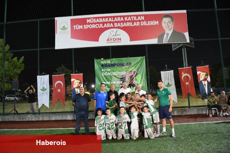 Yıldız Cup 2025 Futbol Turnuvası’nda kupalar sahiplerini buldu - Haberois Yıldız Cup 2025 Futbol Turnuvası’nda kupalar sahiplerini buldu