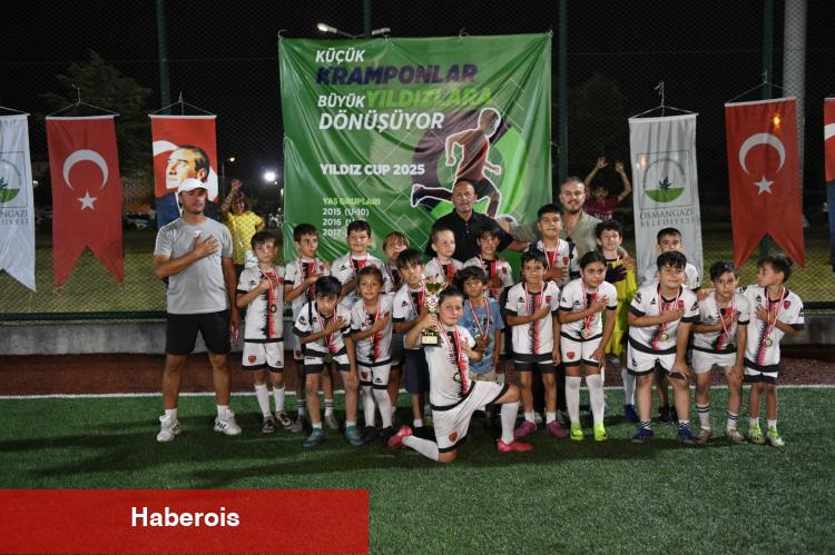 Yıldız Cup 2025 Futbol Turnuvası’nda kupalar sahiplerini buldu - Haberois Yıldız Cup 2025 Futbol Turnuvası’nda kupalar sahiplerini buldu